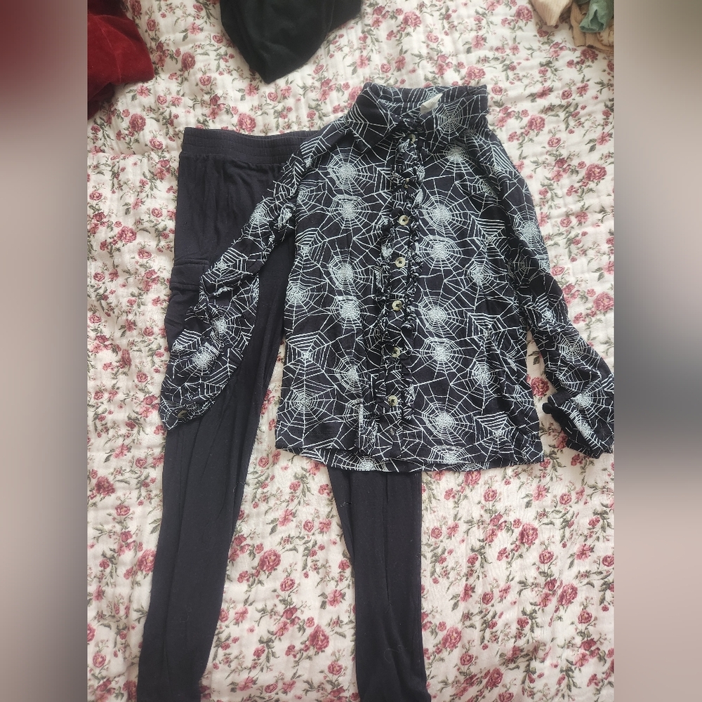 Kate Quinn Spiderweb Set Size 6
